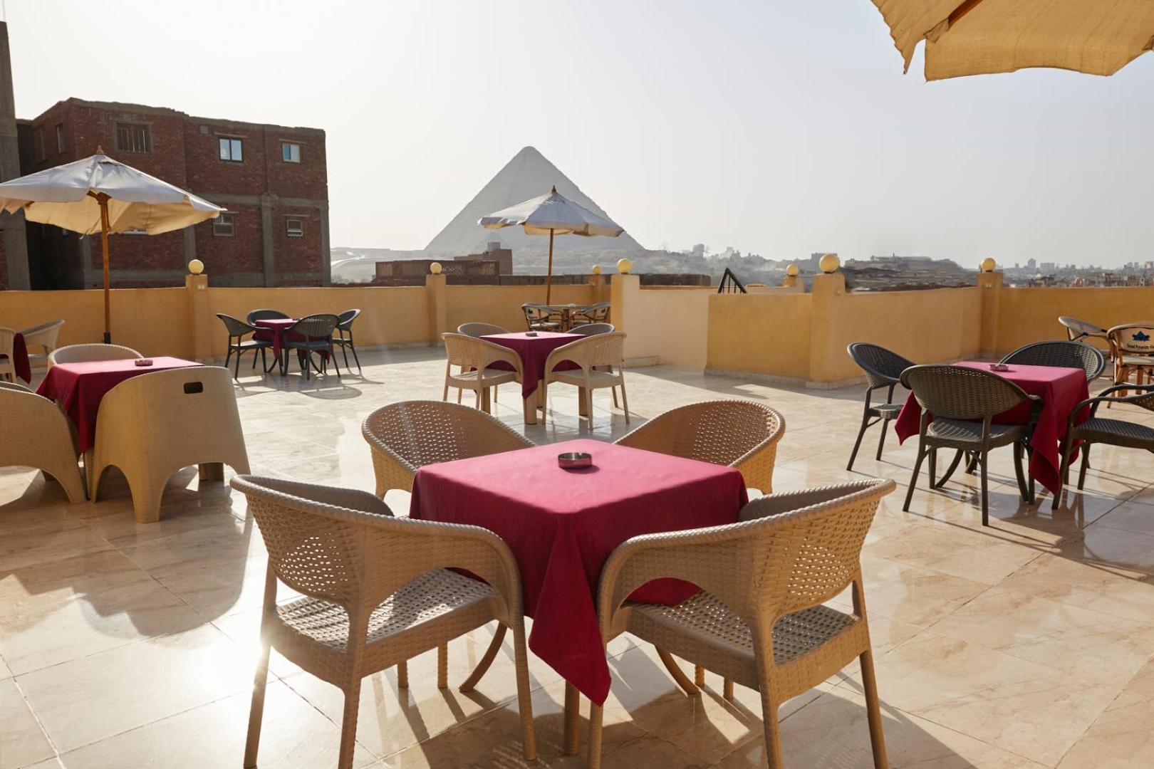 Grand Pyramid View Hotel Kafret el-Gabal Exteriör bild