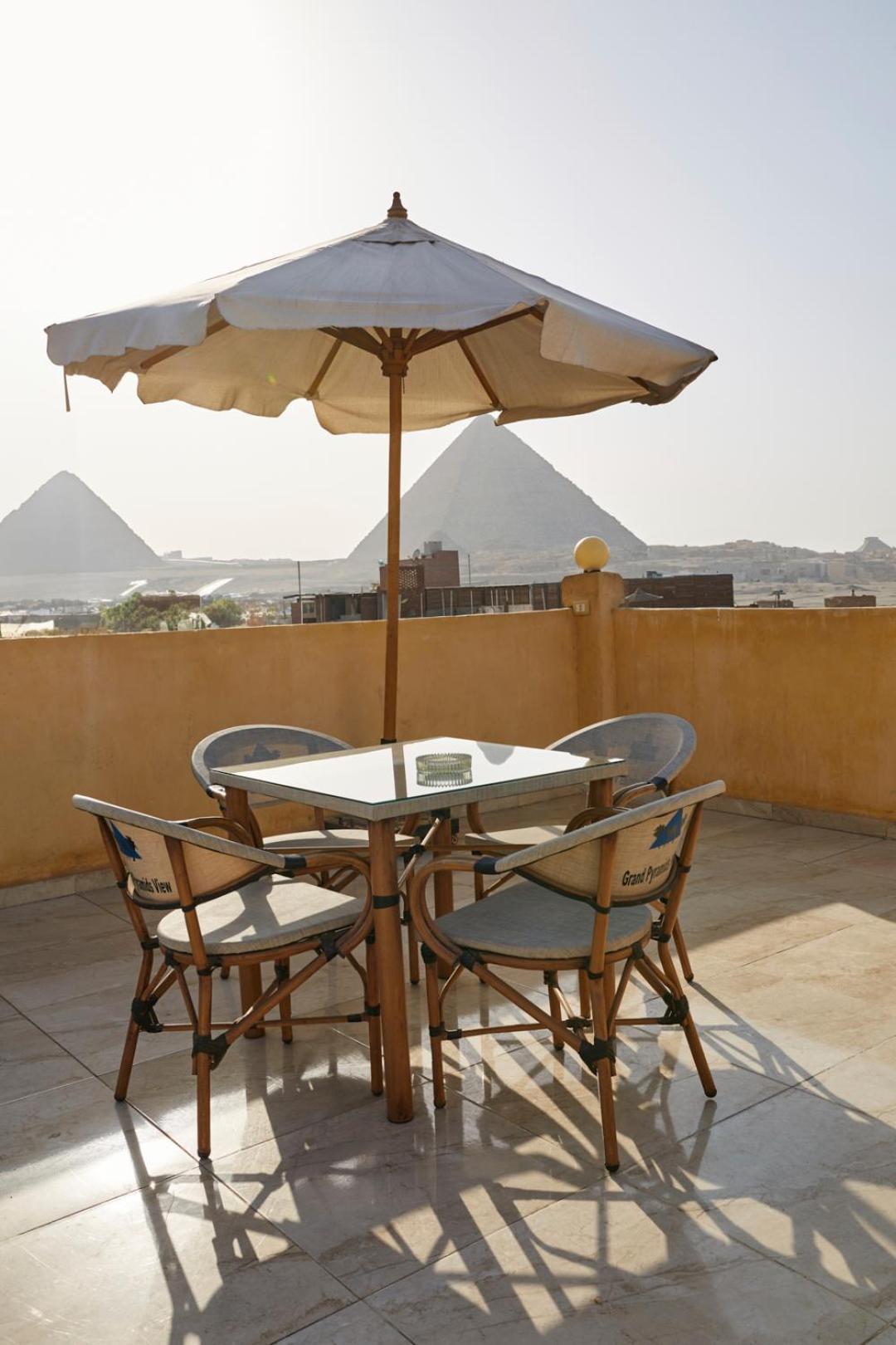 Grand Pyramid View Hotel Kafret el-Gabal Exteriör bild